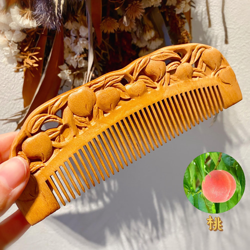 桃の木 モモノキ 木製櫛 桃【桃太郎】両面彫刻 お守り 静電気防止 美髪