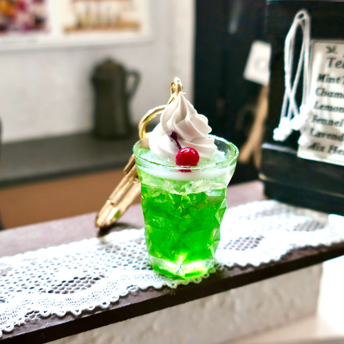 再販【クリームソーダ】キーホルダー バッグチャーム ミニチュア