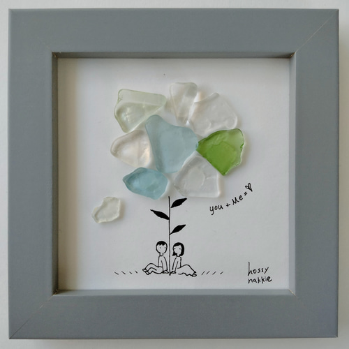 シーグラスアート「you + me =♡」 カップル ミニ額 イラスト 結婚祝い