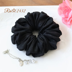 シフォン】虹色っぽくキラキラ輝くラメ入り☆トリプルフリルのシュシュ