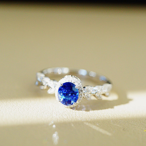 穂・文芸」K18 天然ロイヤルブルーサファイア 天然ダイヤモンド リング