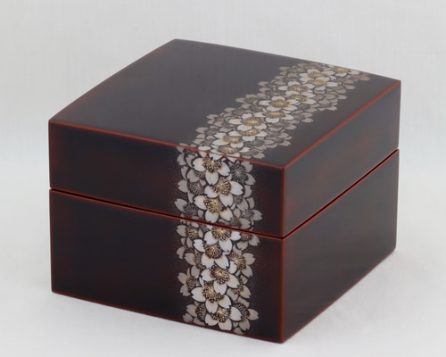 4d2e35000336fe2553cd6953f7728c