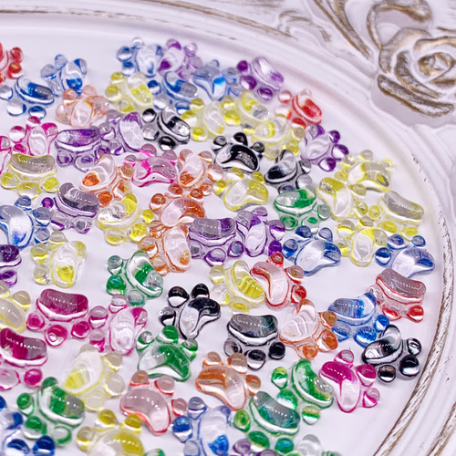 ネイルパーツ 猫 肉球 動物 5mm 小さめ ミックス 100個 透明 樹脂