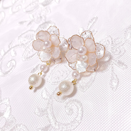 8]氷花＊雪の結晶フラワー(ゴールド)2wayお花ピアス/イヤリング