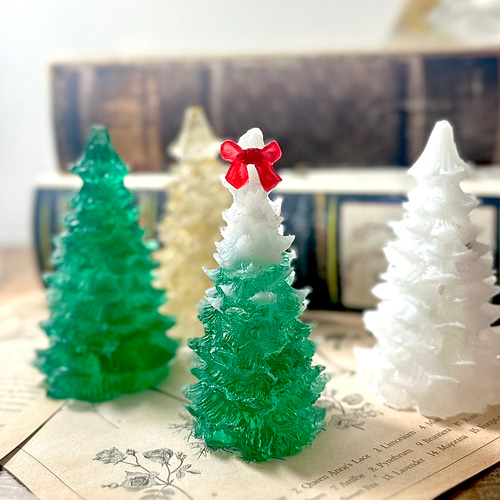 ミニクリスマスツリー》水晶【雪化粧もみの木】一点物オルゴナイト