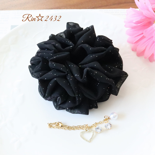 シフォン】虹色っぽくキラキラ輝くラメ入り☆トリプルフリルのシュシュ