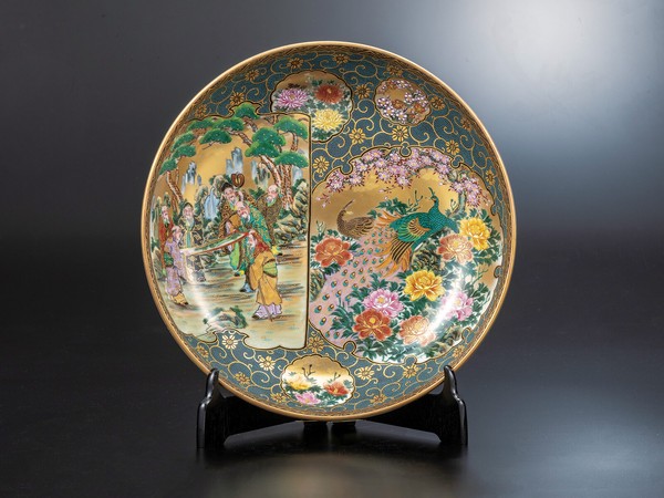 日本の伝統工芸品【九谷焼】 三枚組サワチ飾皿 本金割取 皿立付 初代光