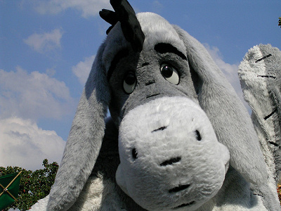 プーさん】イーヨーのプロフィール＆特徴まとめ！名前の由来は？取れ