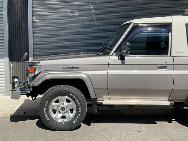 トヨタ ランドクルーザー70 4.2 ZX FRPトップ ディーゼル 4WD（価格
