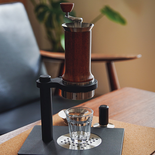 回して本格エスプレッソ！ ARAM ESPRESSO MAKER、レビュー。 – CAFICT