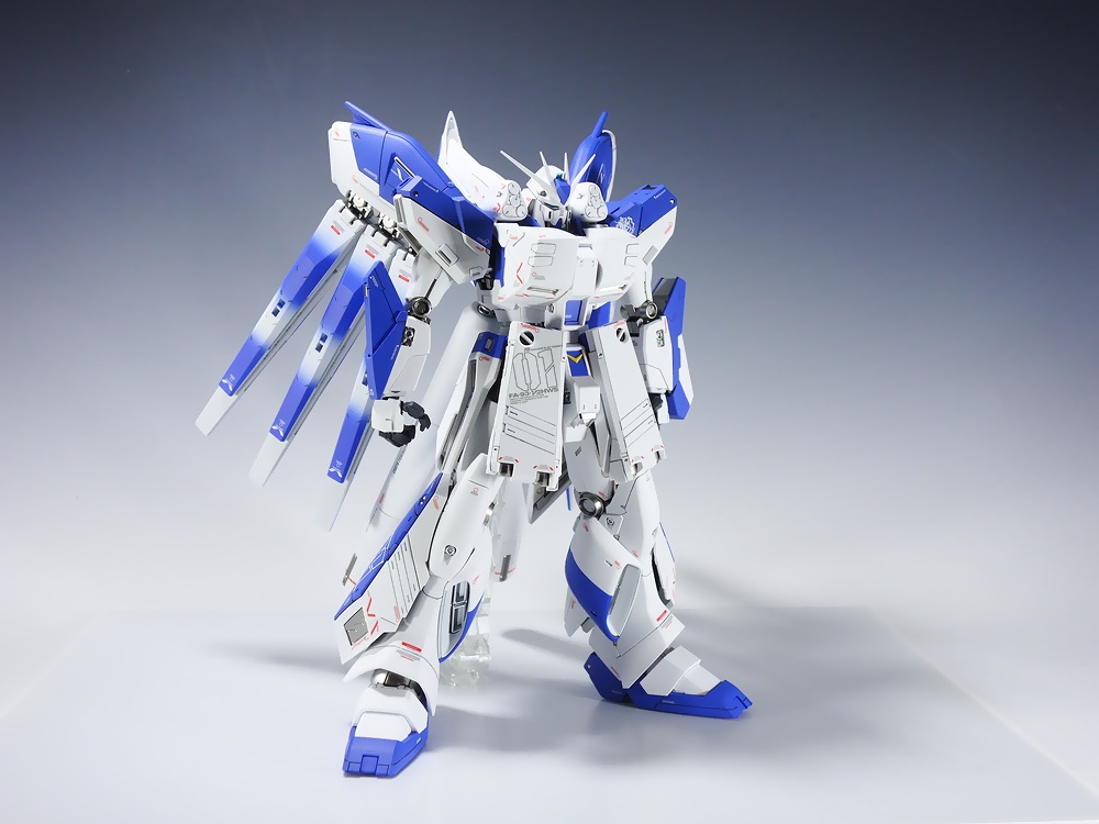 全塗装【プレミアムプラス完成品】バンダイ MG 1/100 Hi-νガンダム