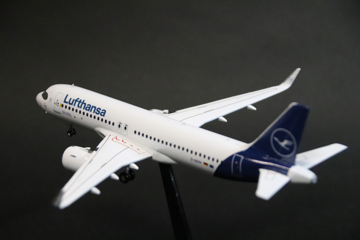 ハセガワ 1/200 A320neo Lufthansa 完成編 - のぞみの製作日記