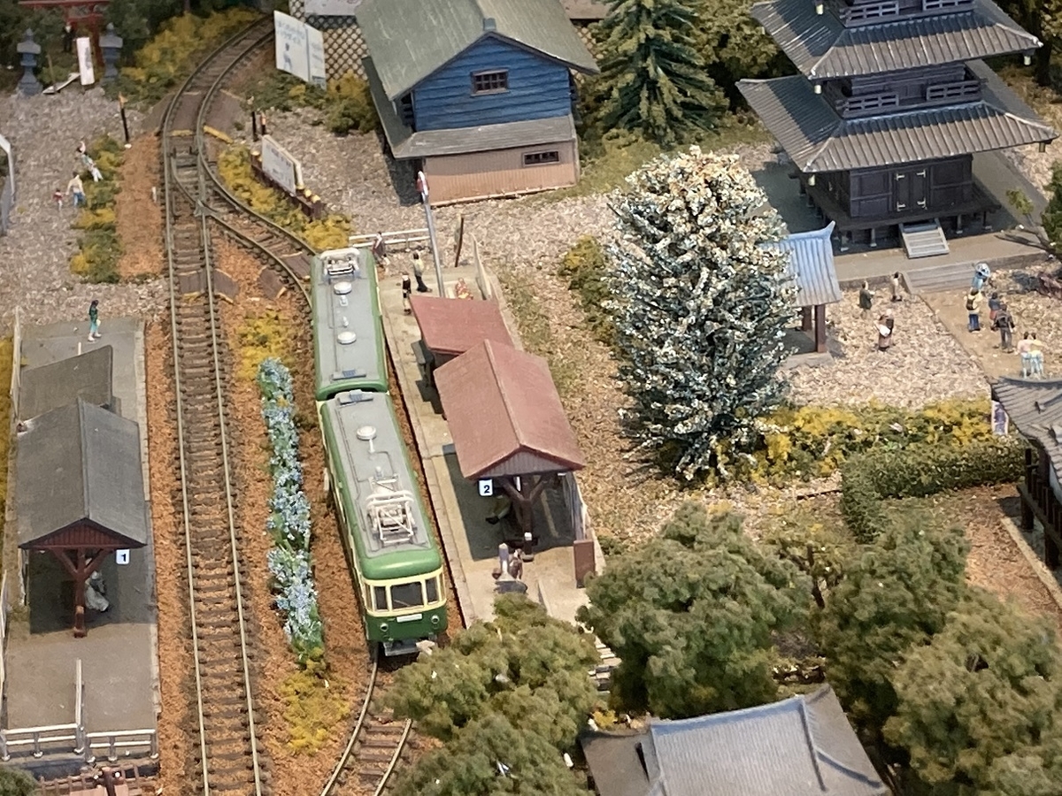 ぶらり旅＞江ノ電・江ノ島駅 ～ ジオラマのある駅 - 青空のスローな生活