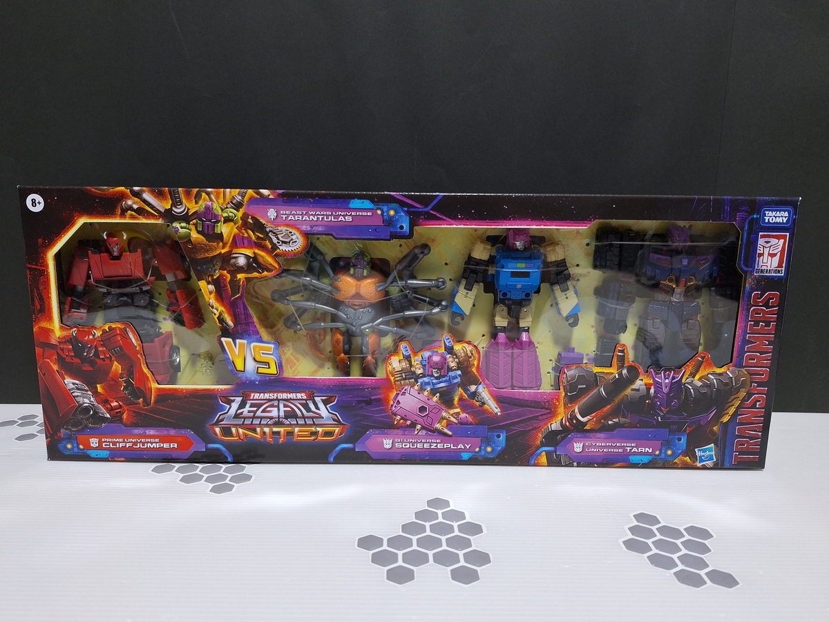 海外限定の4体セット！TFレガシーユナイテッド バーサスマルチパック