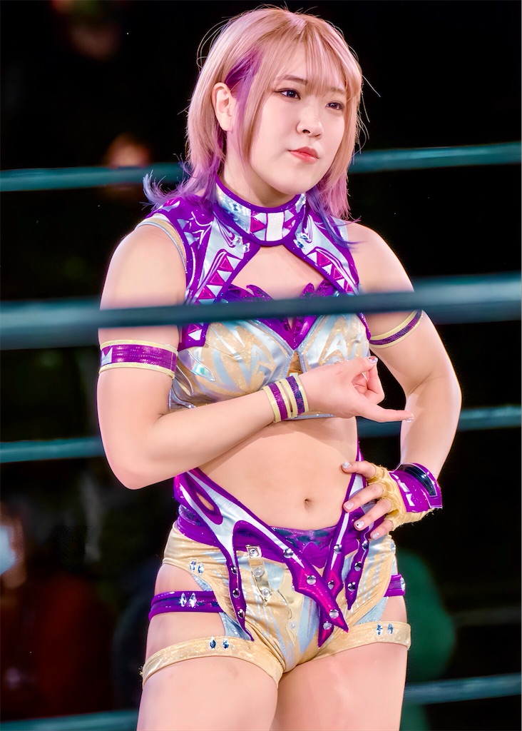 スターダム AZM選手 2021等身大タペストリー スターダム AZM選手 2021