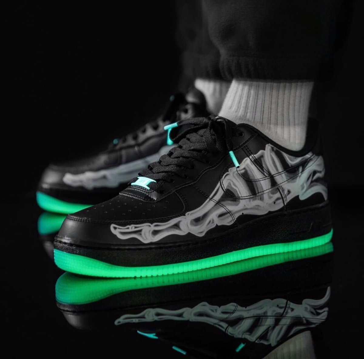 Nike Air Force 1 Black Skeleton エアフォースワン スケルトン (Nike