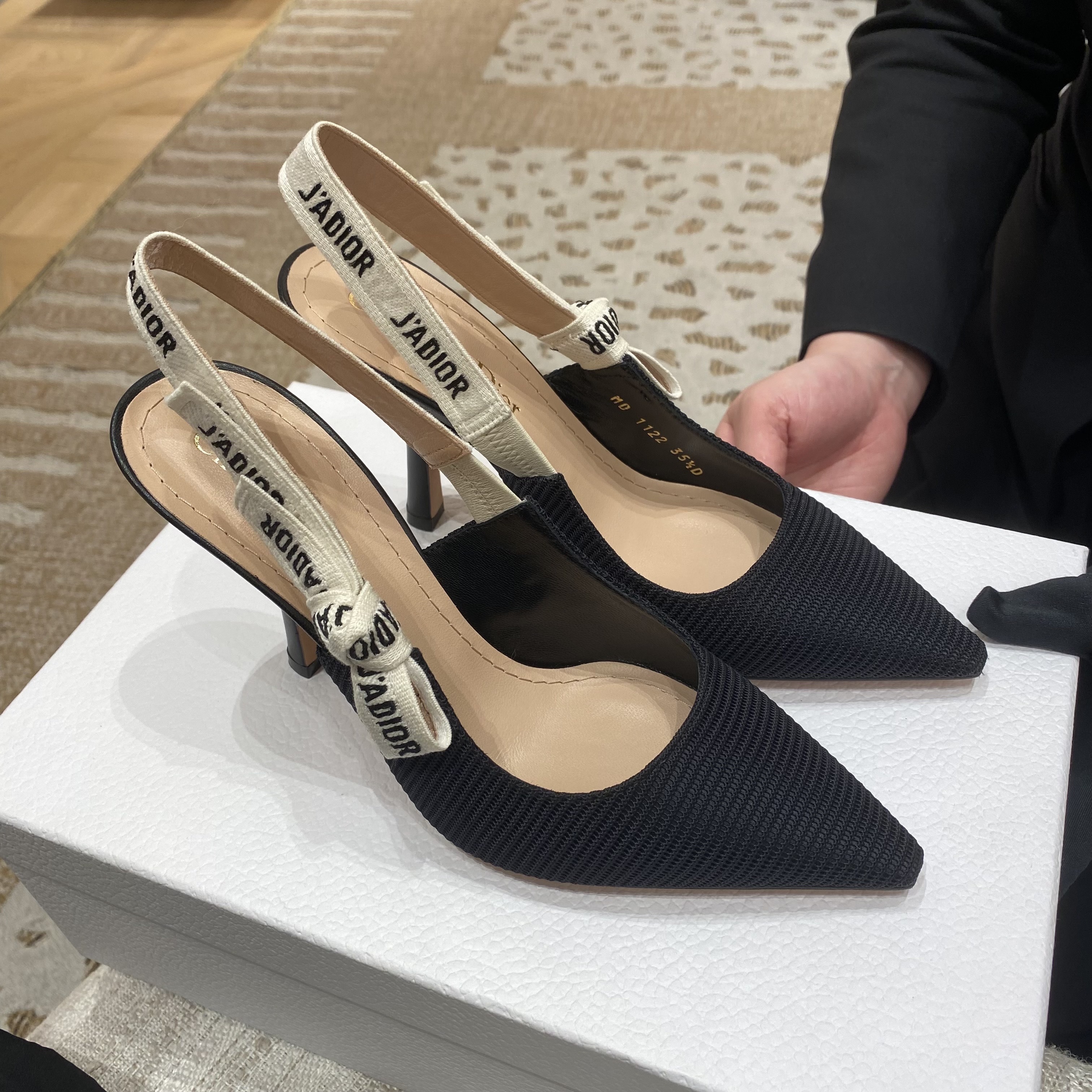 すぐ届く】 DIOR ディオール J'ADIOR スリングバックパンプス (Dior