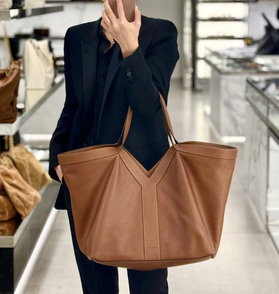 上質グレインカーフレザー《Saint Laurent》Yレザートートバッグ