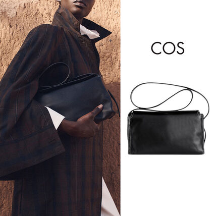 クロスボディバッグ COS(コス) バッグ・カバン(レディース) - ブランド