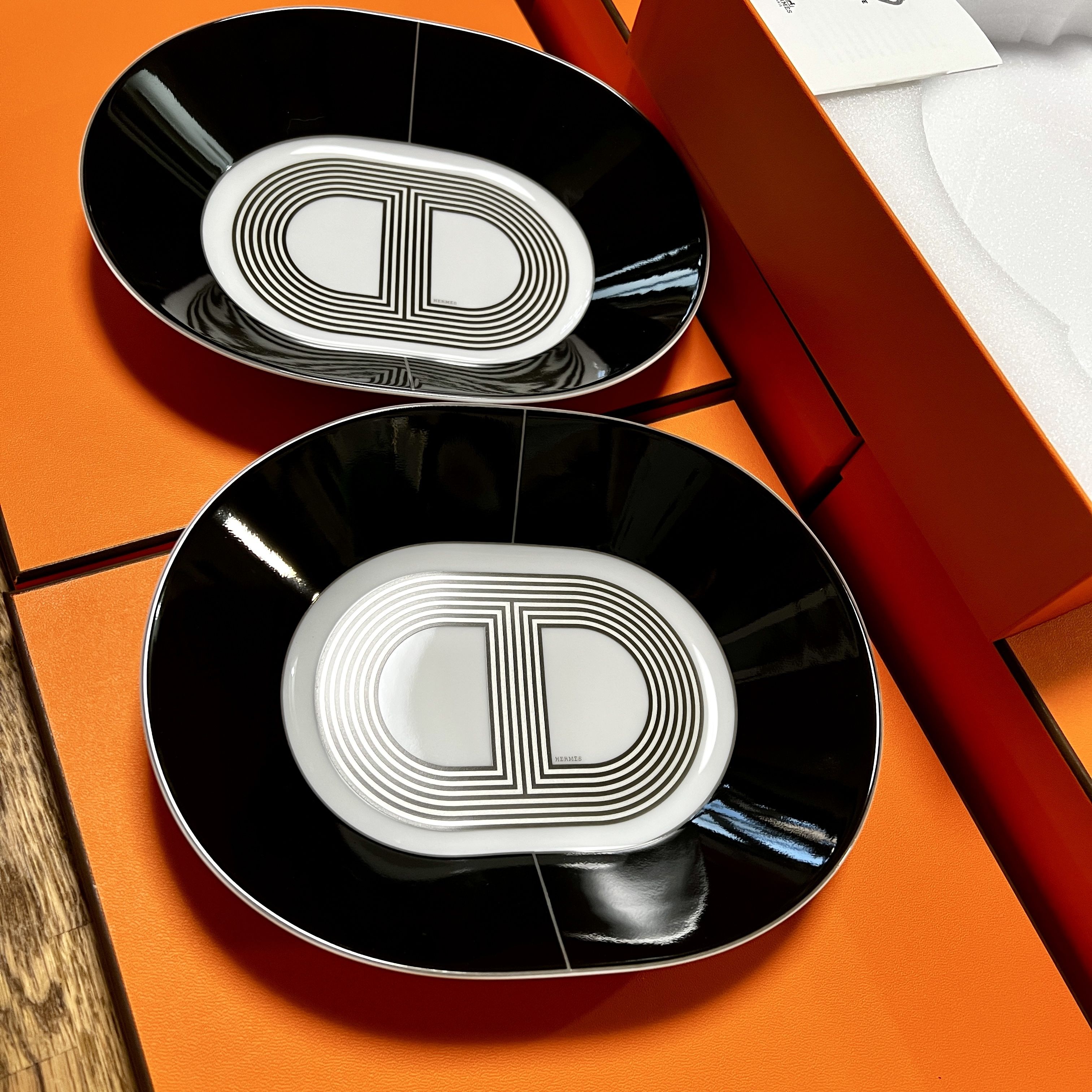 在庫僅か！エルメスの廃盤食器「Rallye 24(ラリー 24)」を海外お