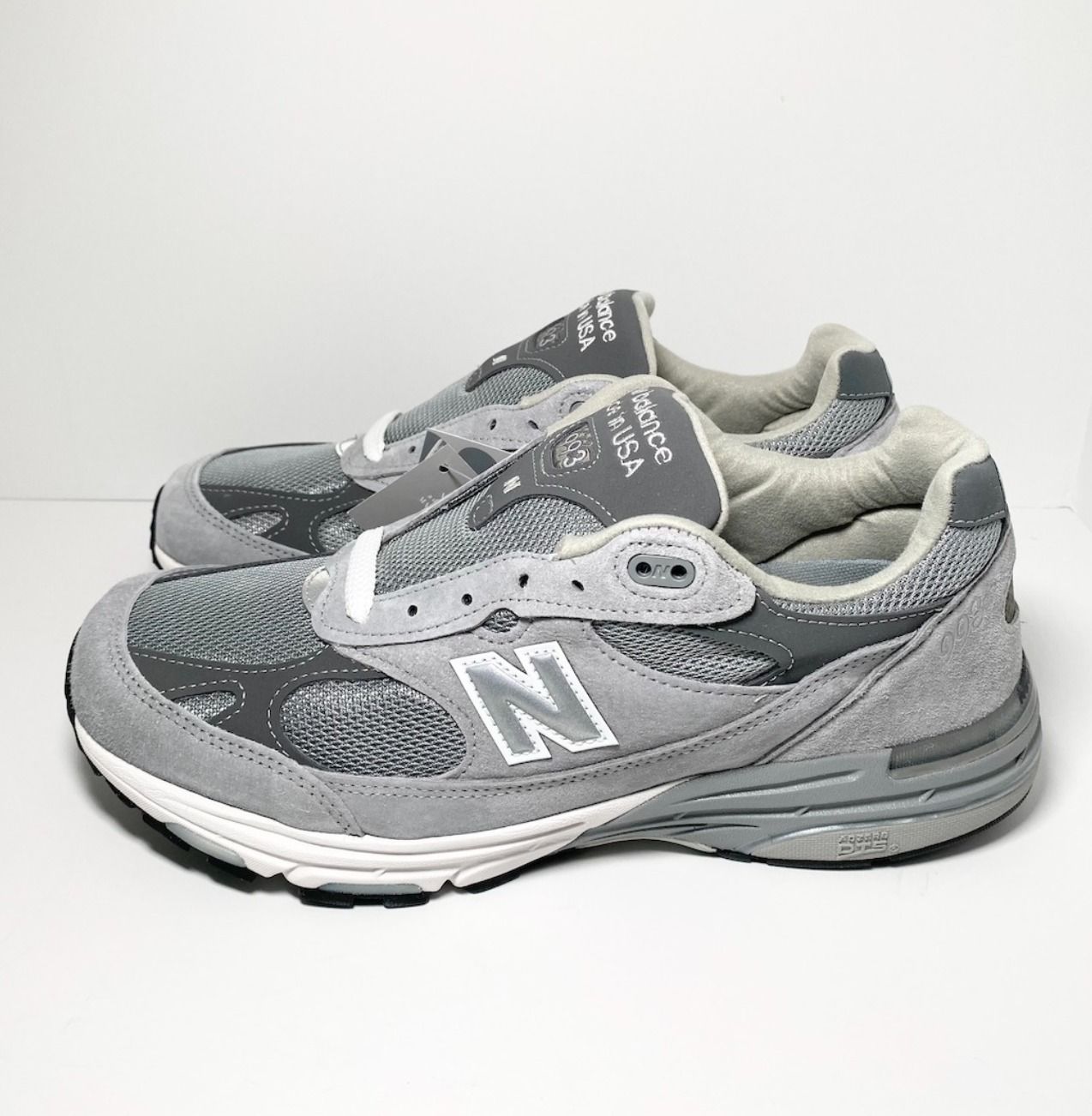 スニーカー好きの定番】ニューバランス 993がまだ手に入る！【BUYMA】