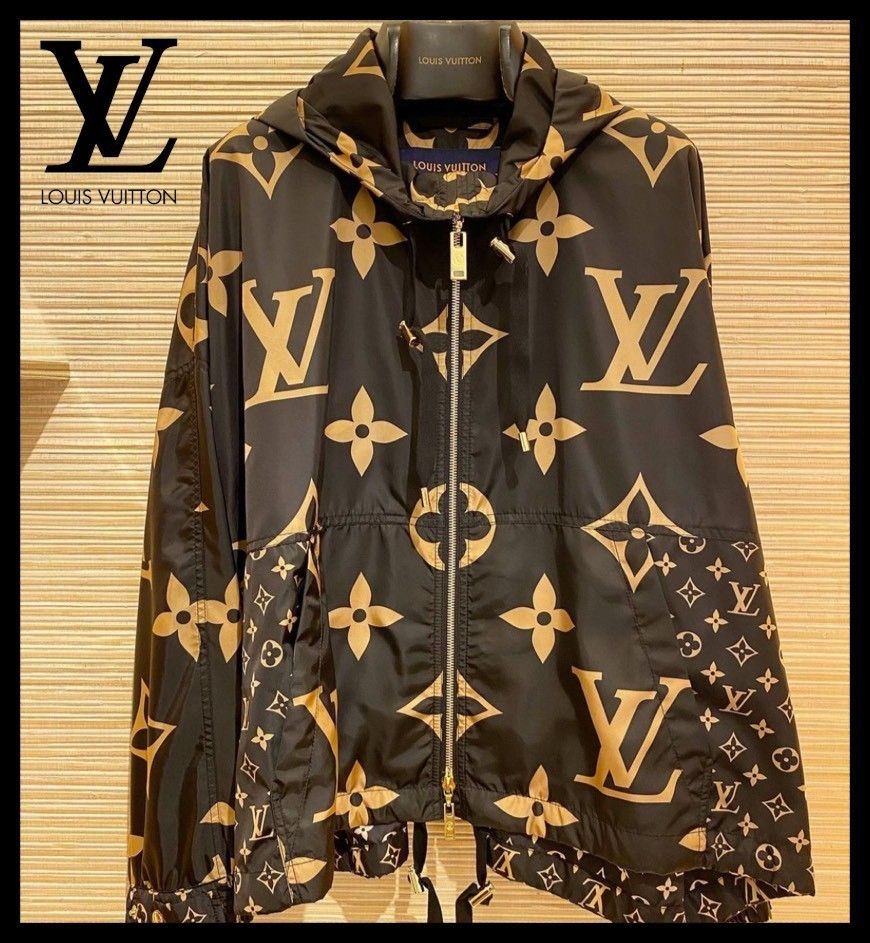 クラシックなBIGロゴ♪】ルイヴィトン パーカー (Louis Vuitton
