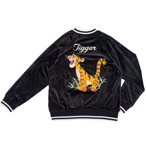 ティガーのスカジャン(黒）東京ディズニーリゾート (Disney/スカジャン