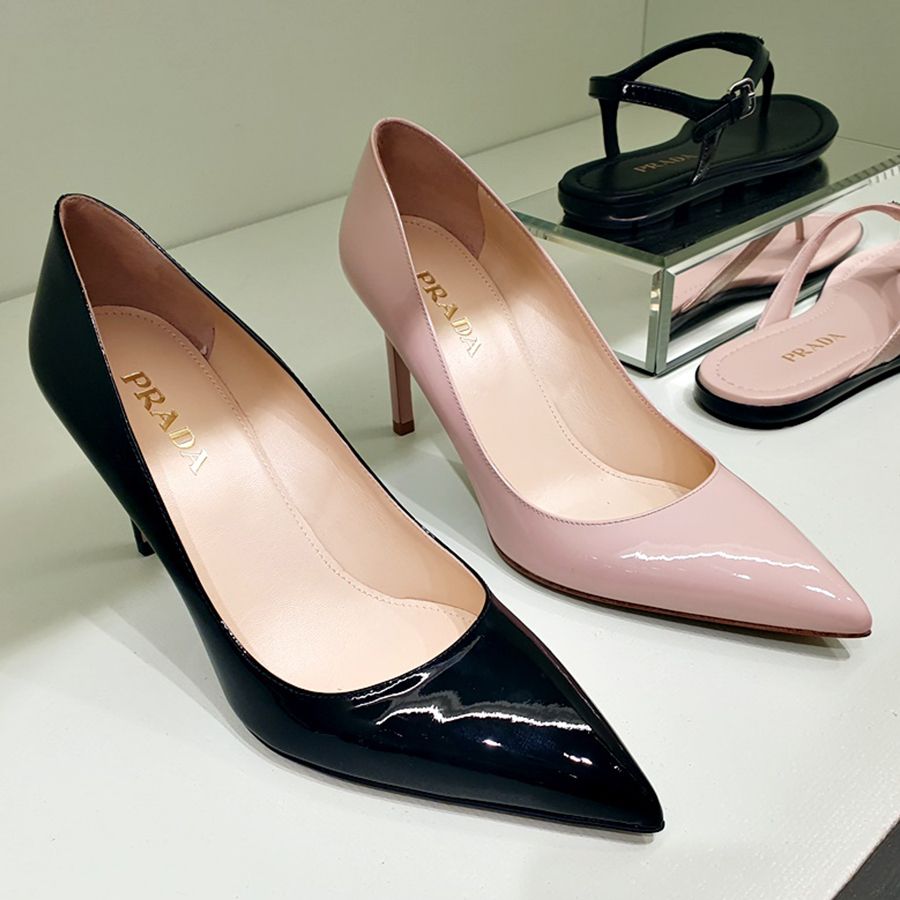 セール】プラダ☆パテントレザー パンプス☆1I939F 069 (PRADA