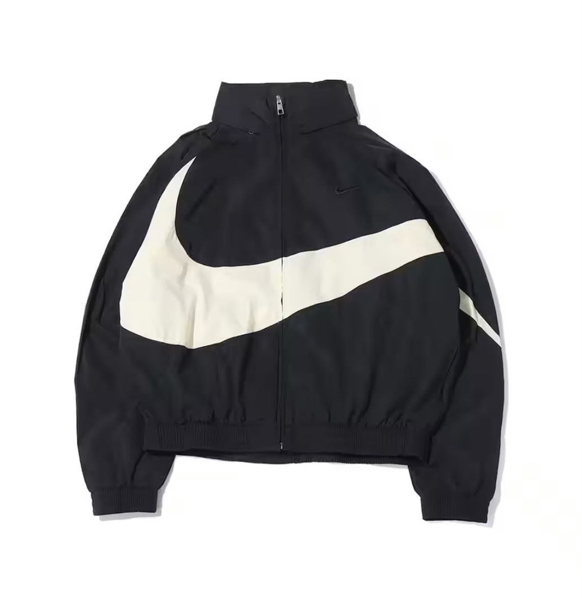 人気のビッグスウォッシュ】ナイキ ウーブンセットアップ (Nike