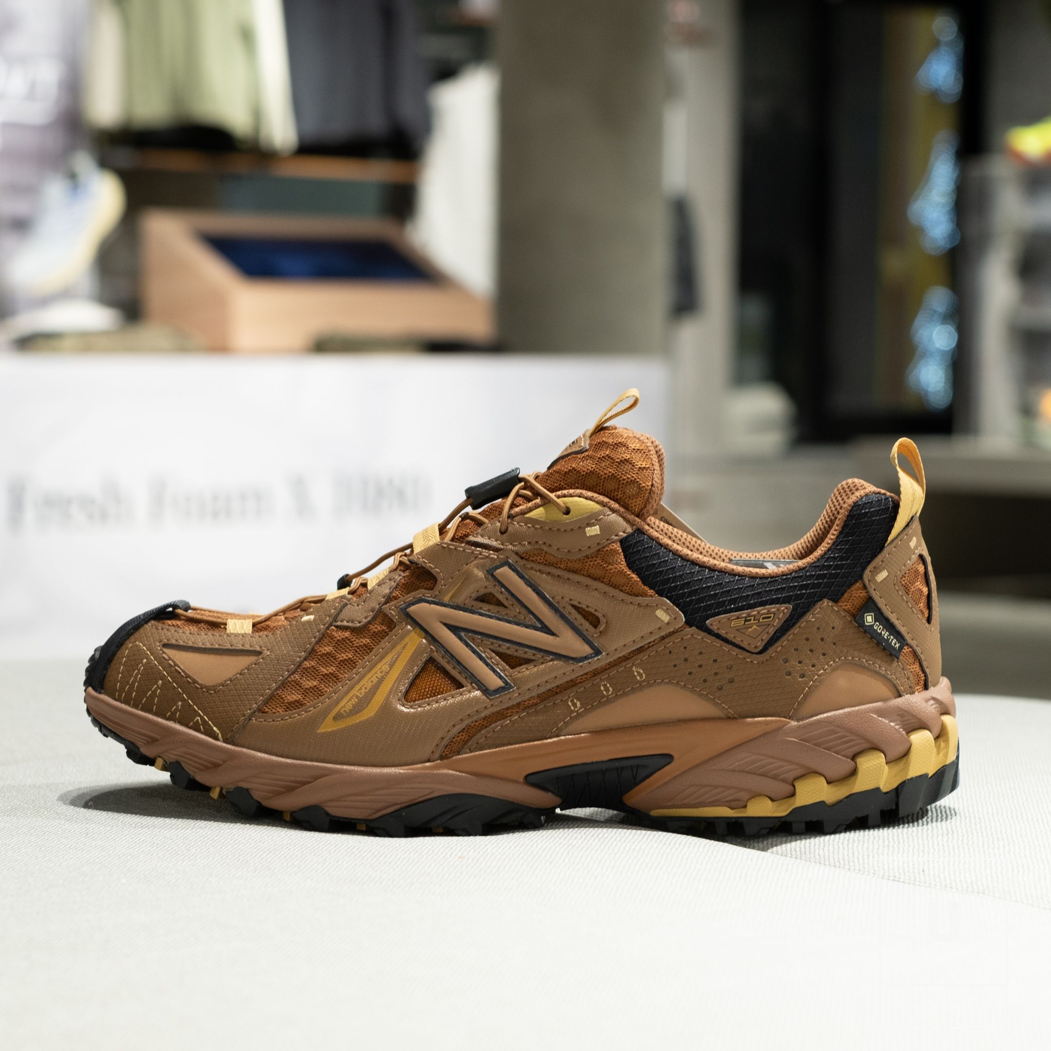 New Balance ML610Xv1 