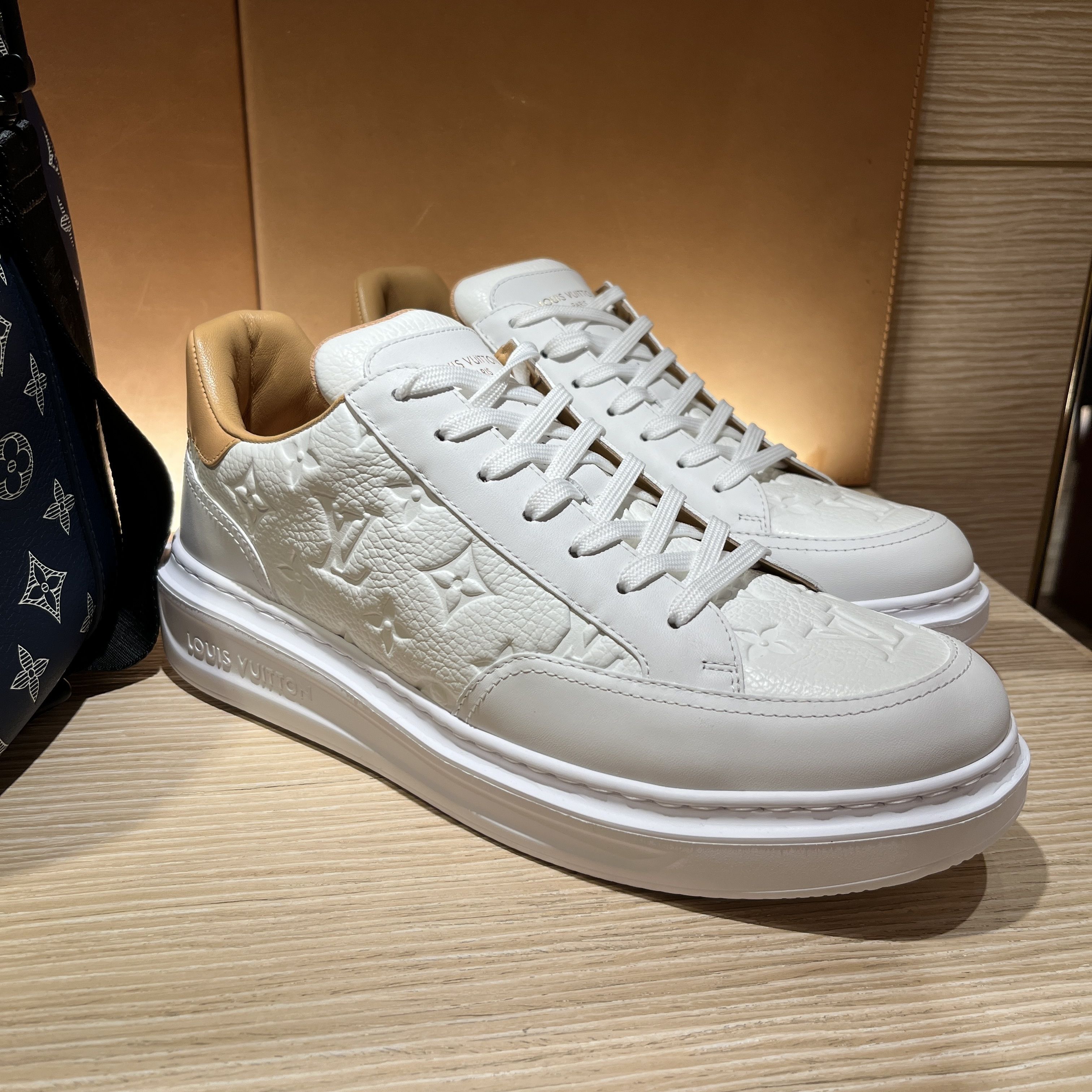 taku LOUIS VUITTON ビバリーヒルズ・ライン スニーカー Louis Vuitton