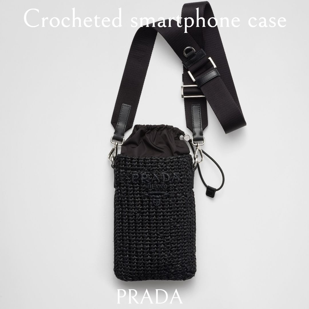新作*PRADA*ブラックラフィア ミニポーチバッグ ショルダー (PRADA