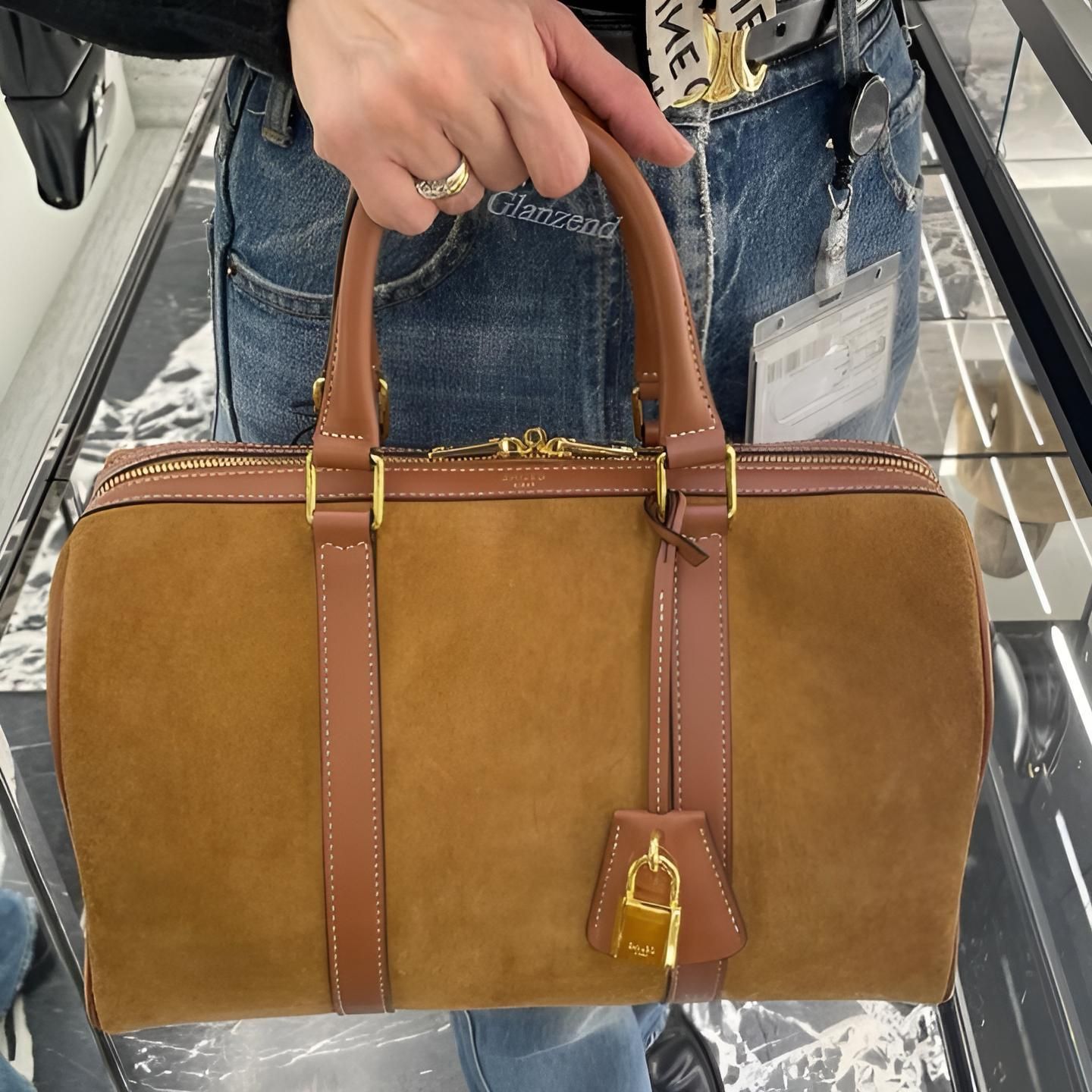 嬉しい大容量♪【CELINE】スエードカーフスキン ボストン (CELINE