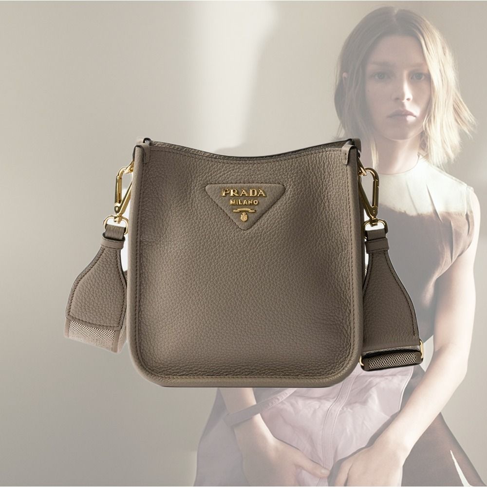 希少】 PRADA ロゴ入り ミニレザーショルダーバッグ グレー (PRADA