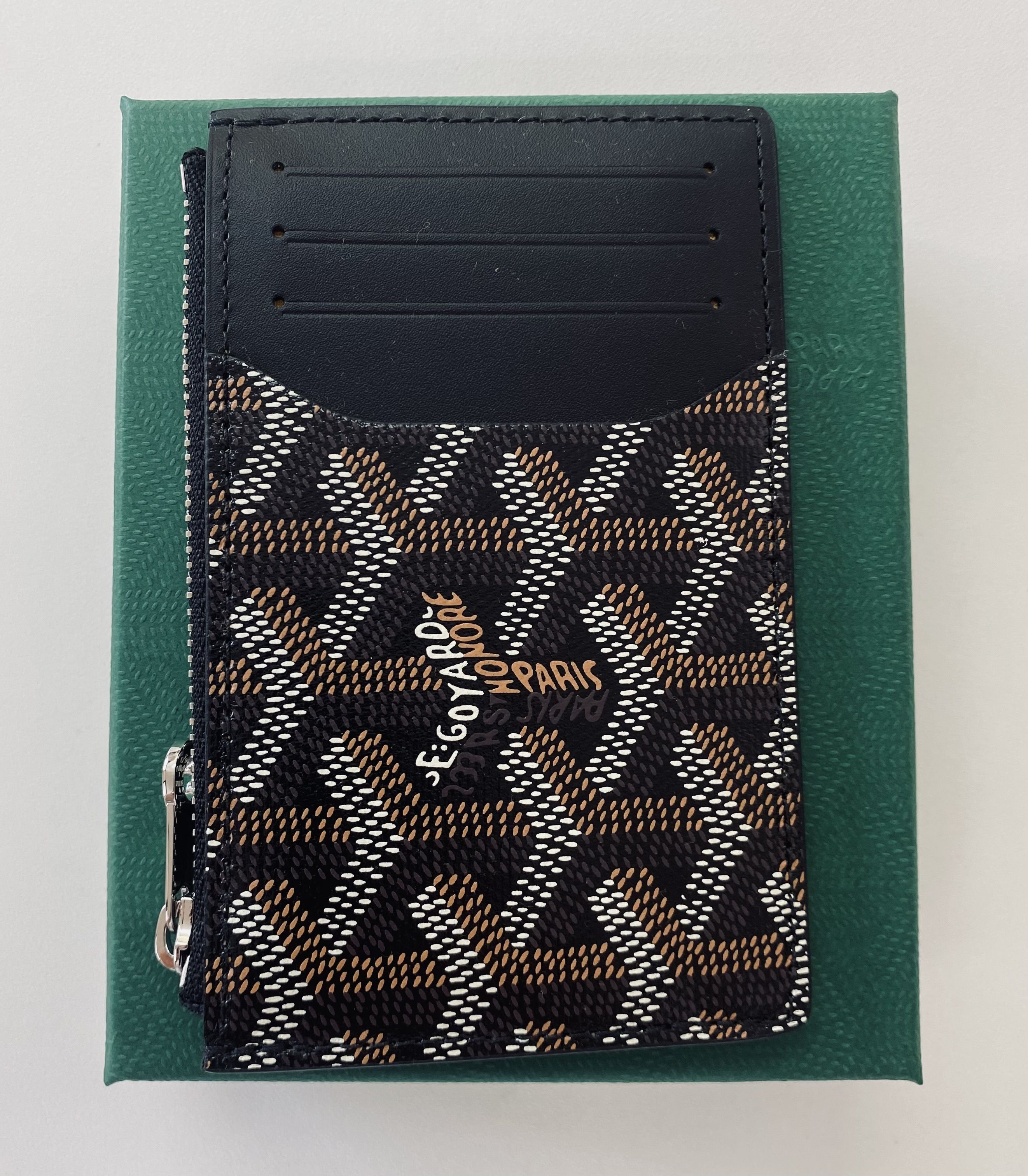 国内即発 GOYARD ゴヤール ブルボン ジップ付カードホルダー (GOYARD