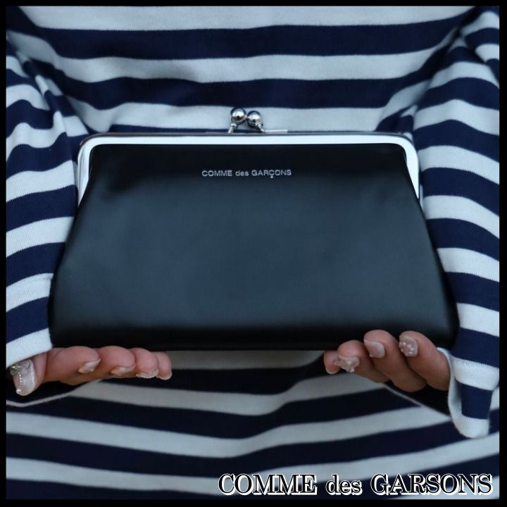 ◇COMME des GARSONS◇KISS CLASP MEDIUM ロゴレザー がま口財布