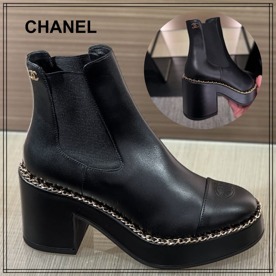 サイドゴア【CHANEL】チェーン付きでおしゃれ ショートブーツ (CHANEL