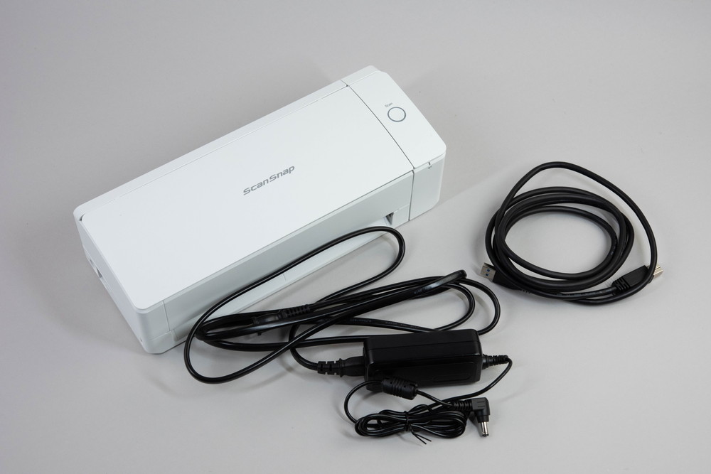 スキャナーのScanSnap iX1300、あまり安くないがコンパクトさと搭載
