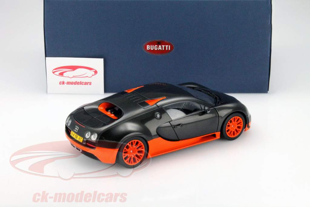 AUTOart 1:18 Bugatti Veyron 16.4 Super Sport World Record Car