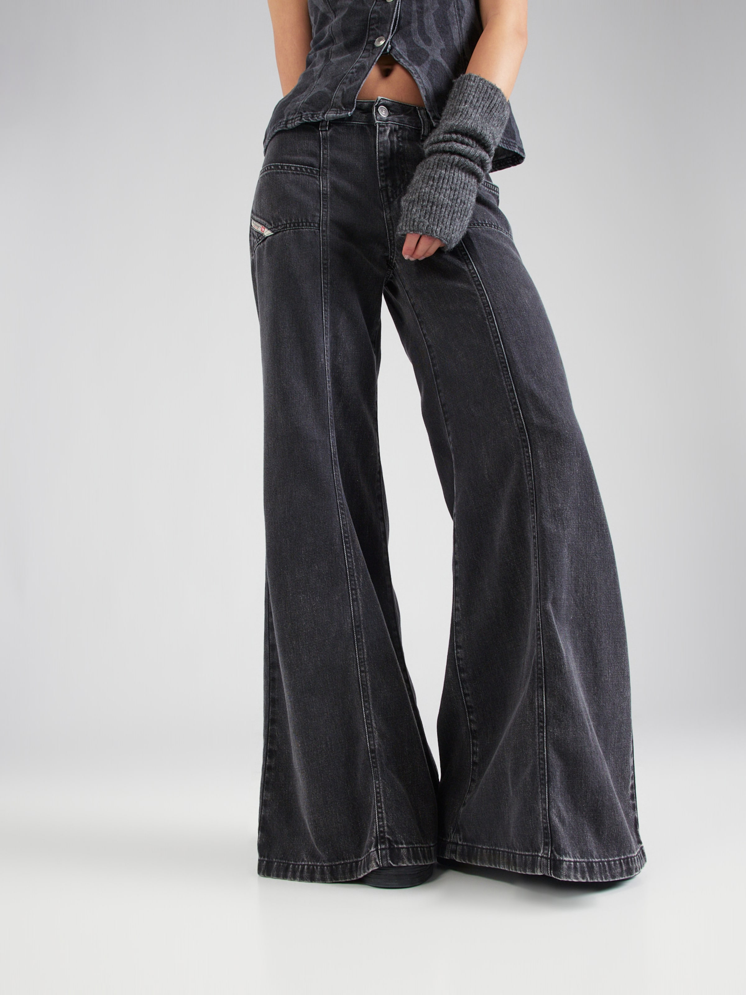 DIESEL Wide leg Jeans 'D-AKII' in Black | ABOUT YOU