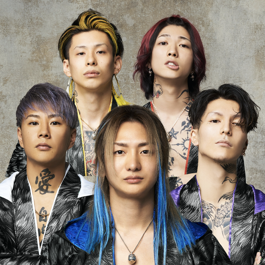 SNS総フォロワー数1,700万人を越える5人組のDJ集団「Repezen Foxx（旧