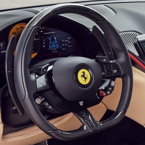 カーボンファイバーステアリングホイール