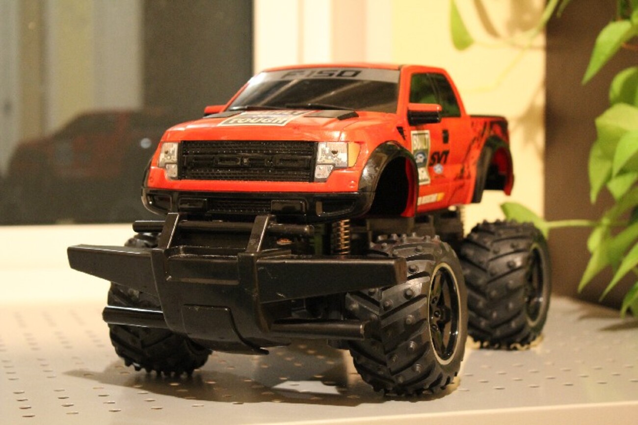 トイラジコンの修理！その1(分解) - NOBのArduino日記！