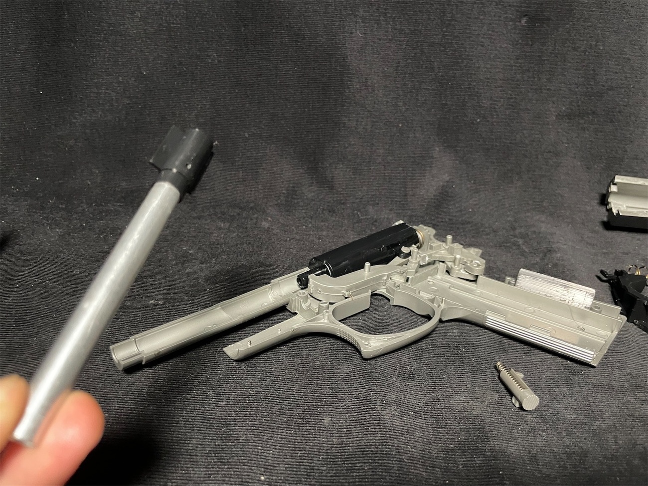 名銃「マルイ ルガーP08」を・・・バラすッ！ - DT10mmAUTOの日記