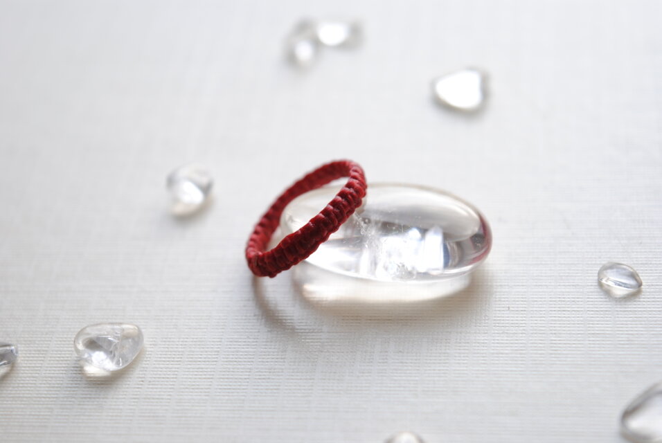 hazama 惹きずり込まれる運命のピンキーリング red hazama 惹きずり