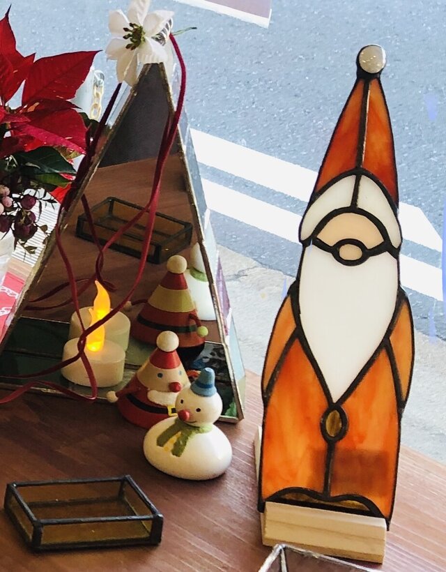 ステンドグラスのサンタさん スリム | iichi 日々の暮らしを心地よく