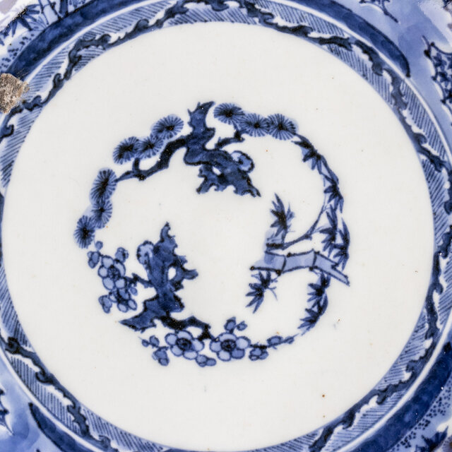 古伊万里 染付松竹梅文七寸皿 江戸後期 E910 | iichi 日々の暮らしを