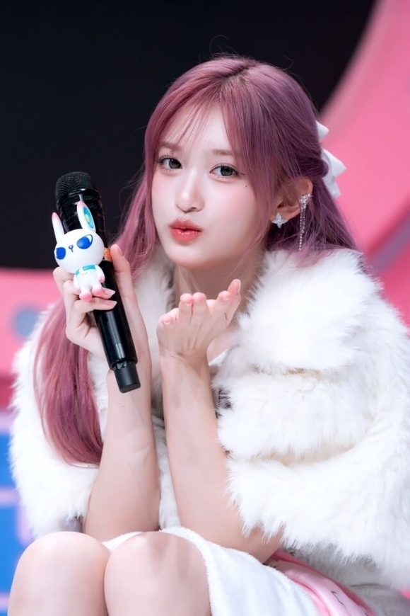 IVE イソ、1年7ヶ月務めた「人気歌謡」MCを卒業…12月7日に最後の放送