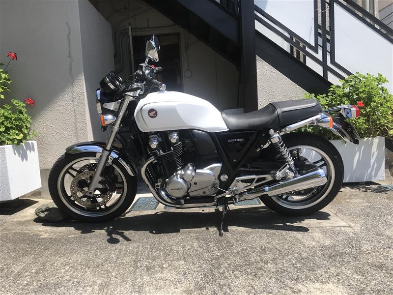 CB1100にEXのシートに交換（ホンダ CB1100）by CRESSON - みんカラ