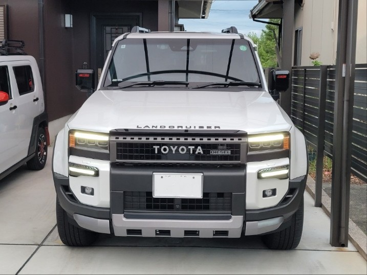 シグネチャーイルミブレードの取り付け（トヨタ ランドクルーザー250